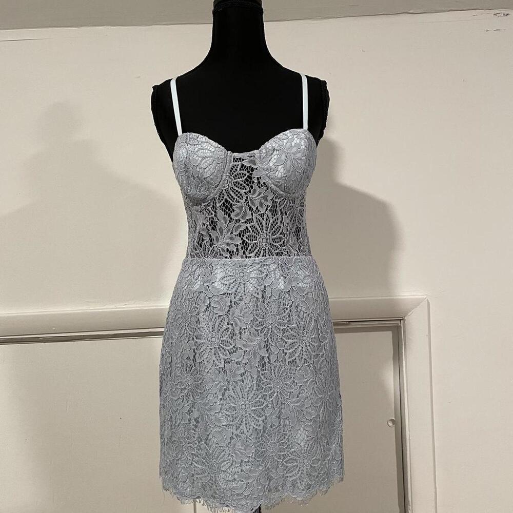 NBD x Naven Lilia Lace Mini Dress in Ice Blue. Size M. originally $208 - Picture 3 of 8